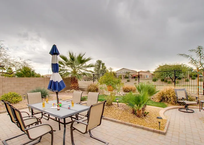 Holiday home Patio & Community Perks! San Tan Mountain Retreat