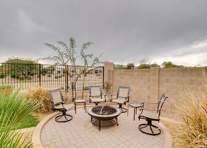 Patio & Community Perks! San Tan Mountain Retreat *